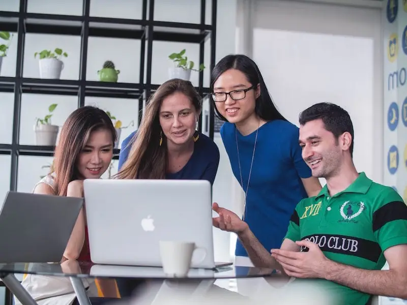 The Ultimate List of Benefits and Perks for Employees