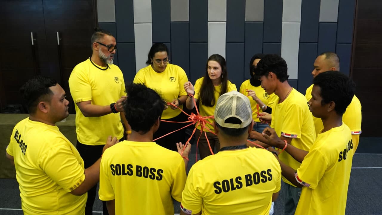 SOLS smart team building games